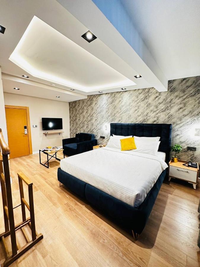Rexee Hotel Istanbul Exterior photo