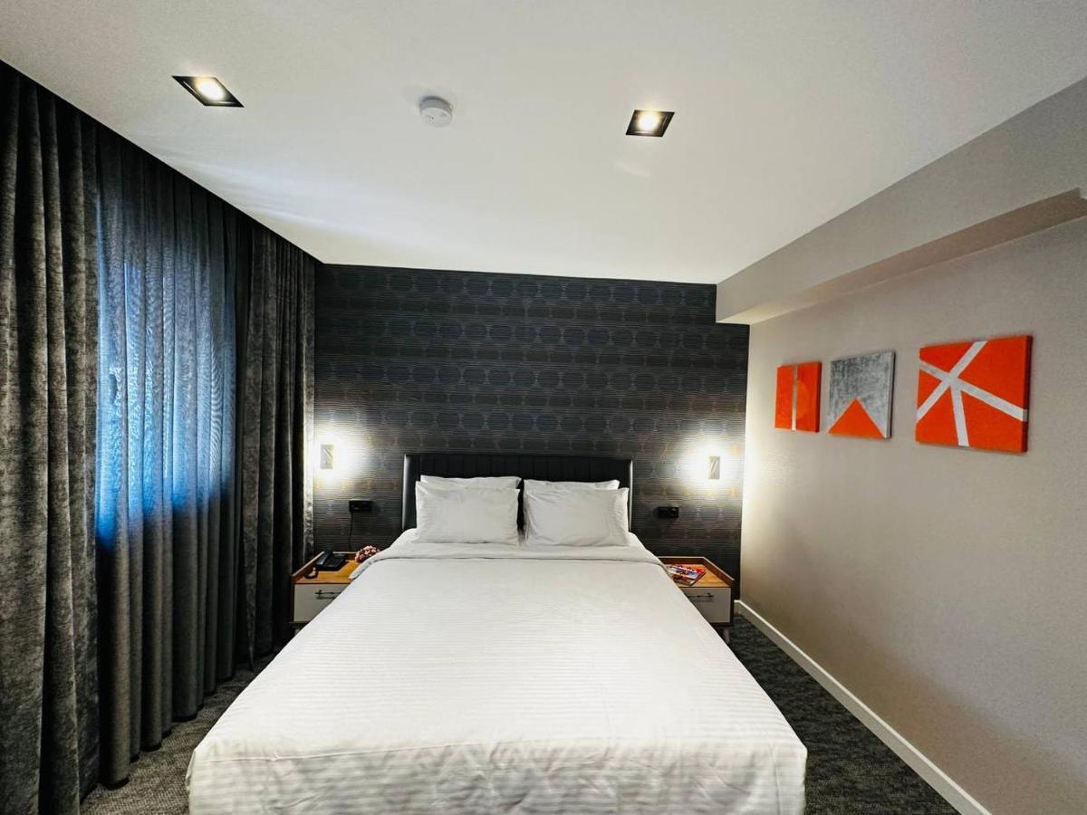 Rexee Hotel Istanbul Exterior photo